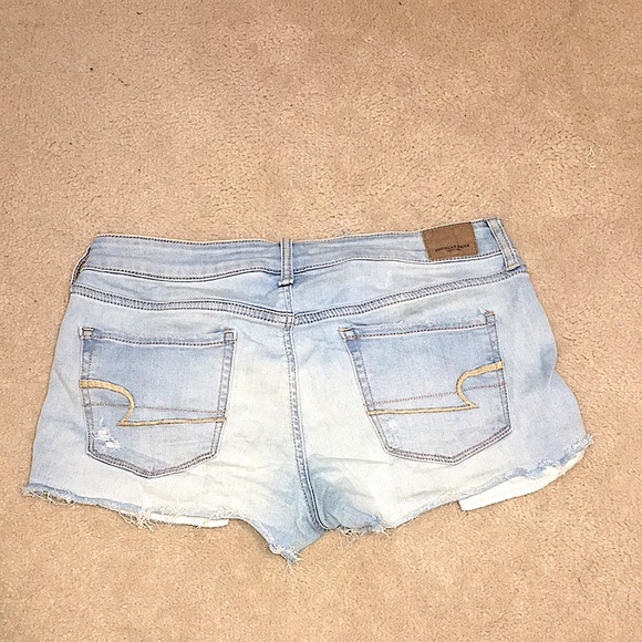 Shorts - Picture 2 of 3